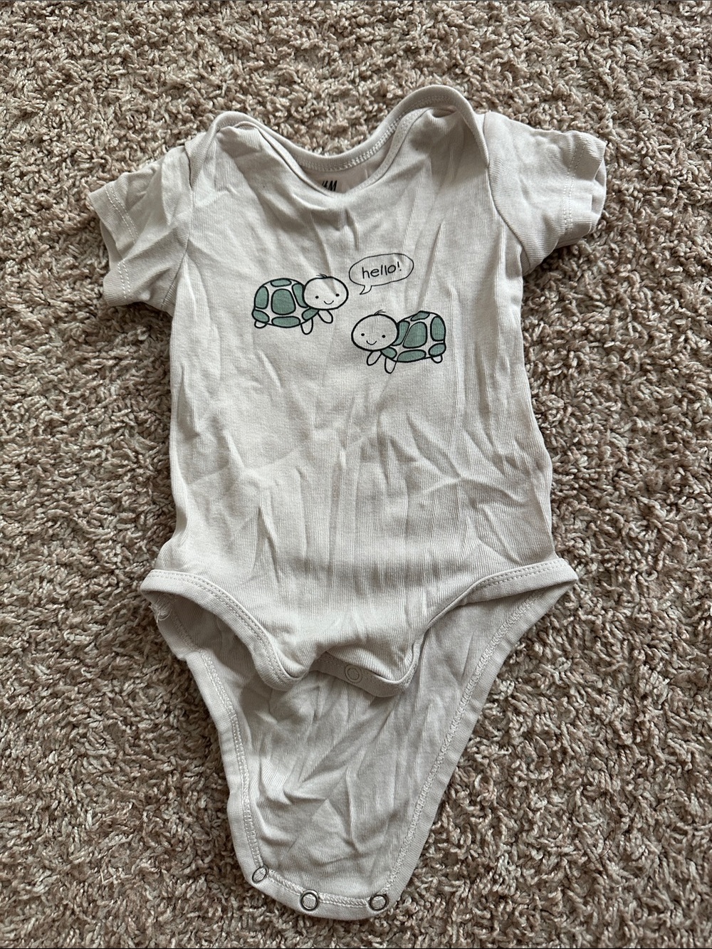 H&M Cream Baby Bodysuit with Green Turtle Print